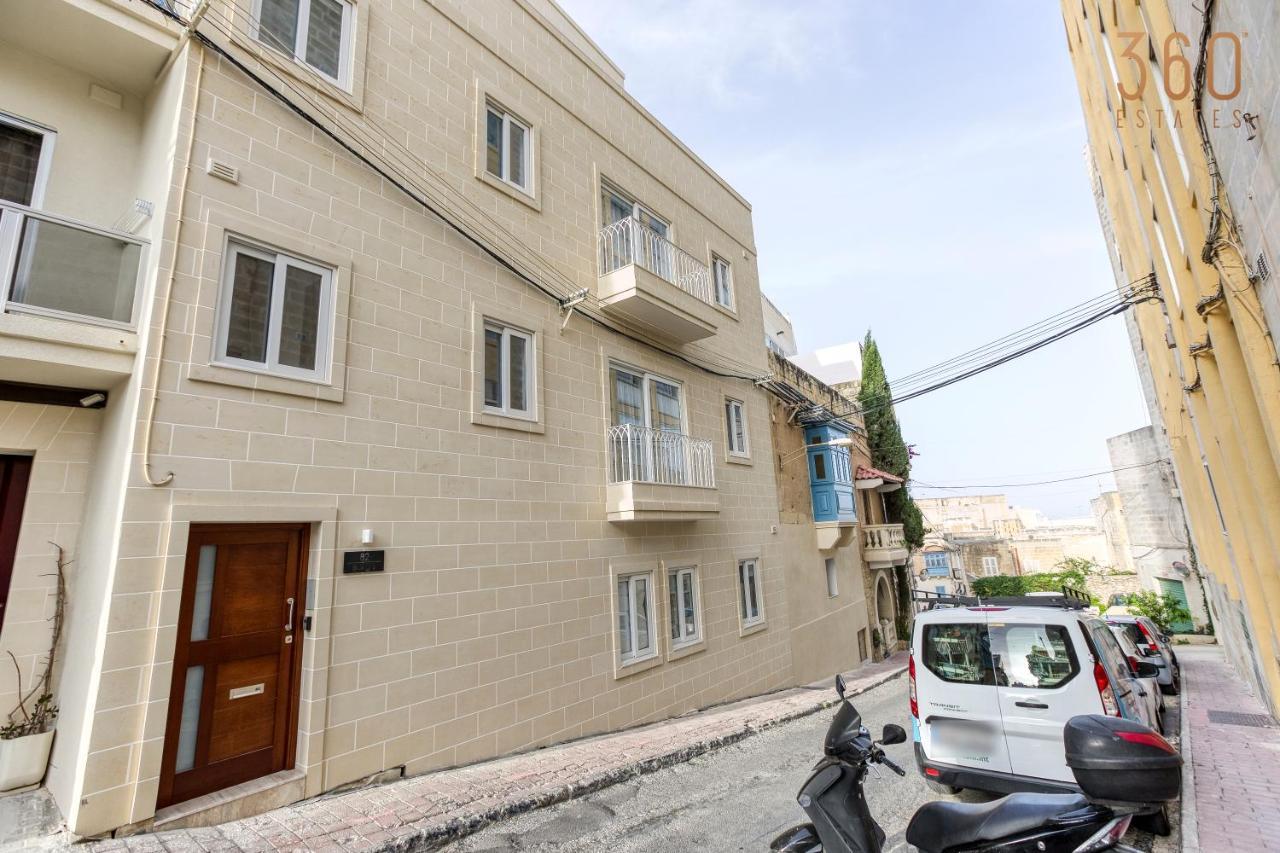 A Lovely 1Br Home With Balcony Just Off The Coast By 360 Estates Saint Julian's Exterior photo